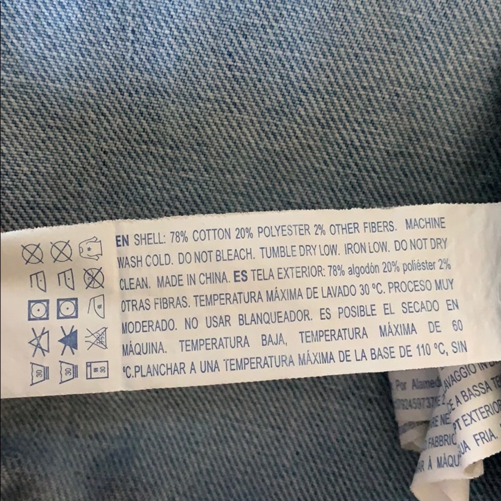 Distressed oversized denim jacket - Picture 4 of 4